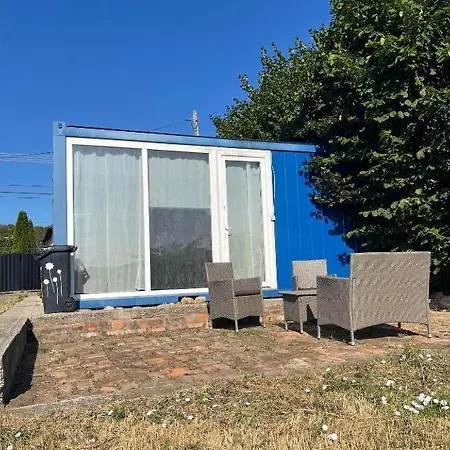Campsite Greenpark Tiny House, Garden Terrace & Parking *