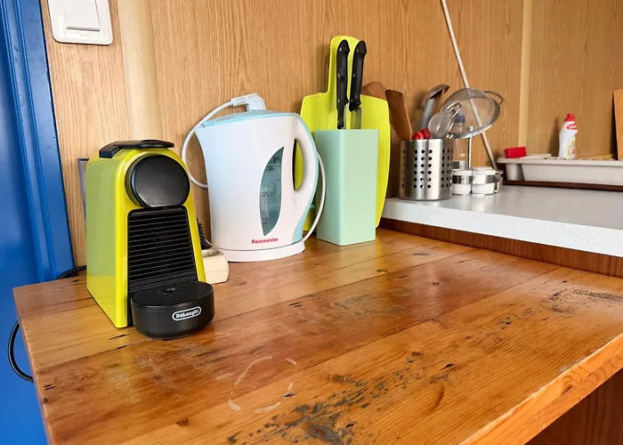 Greenpark Tiny House, Garden Terrace & Parking Camping